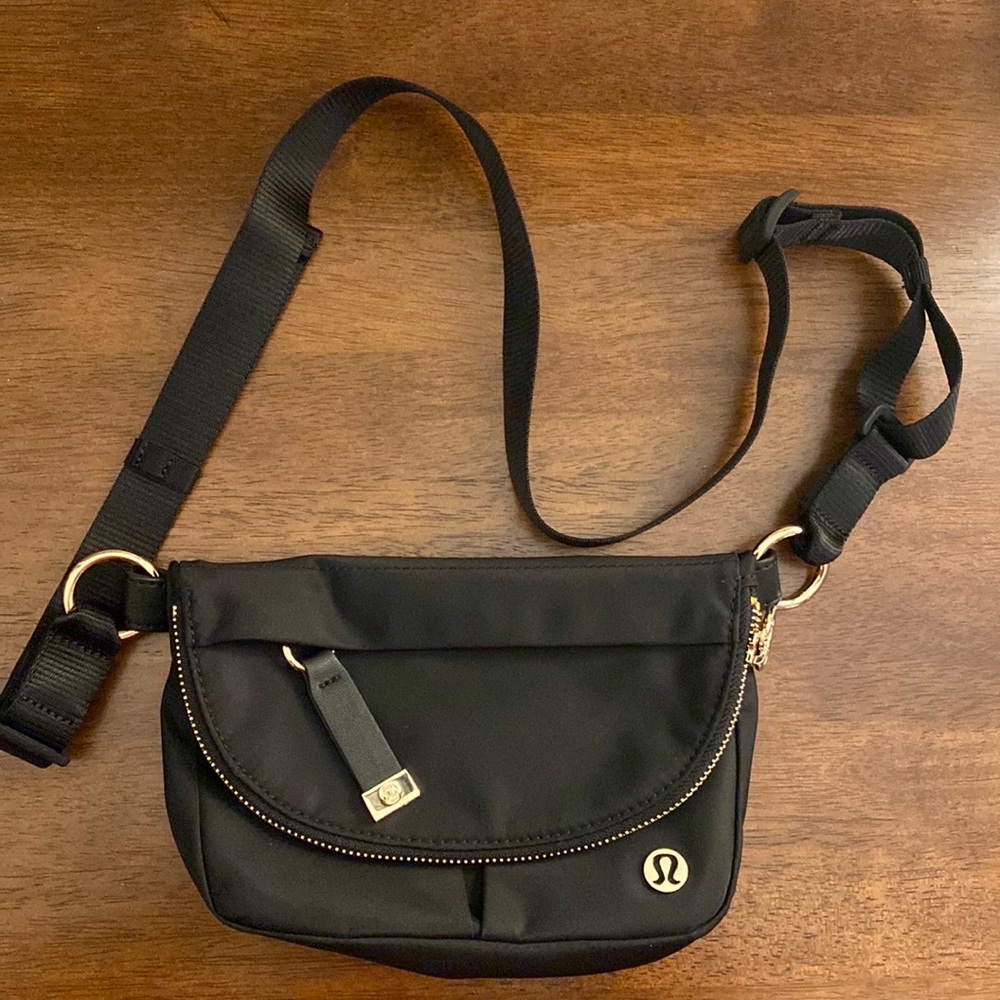 Lululemon All Night Festival Bag Micro 2L
